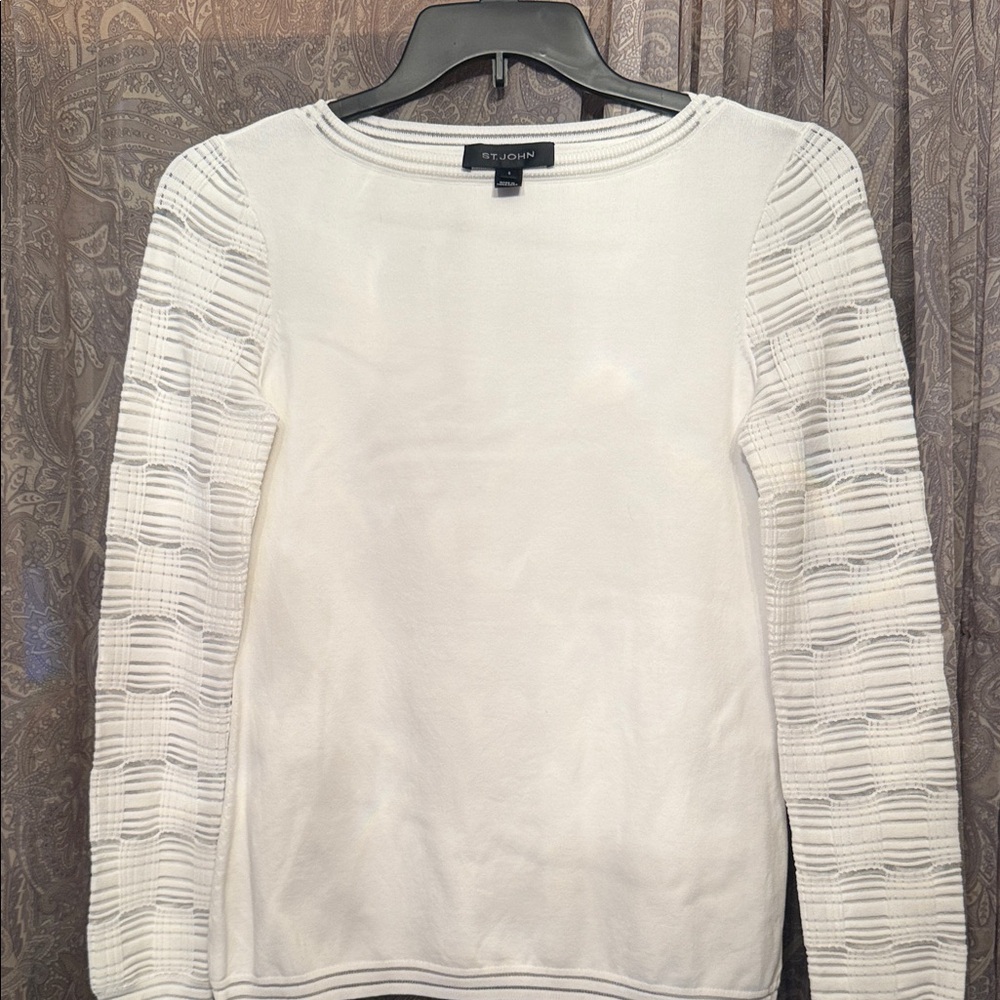 St. John Cream Long Sleeve Women's Top